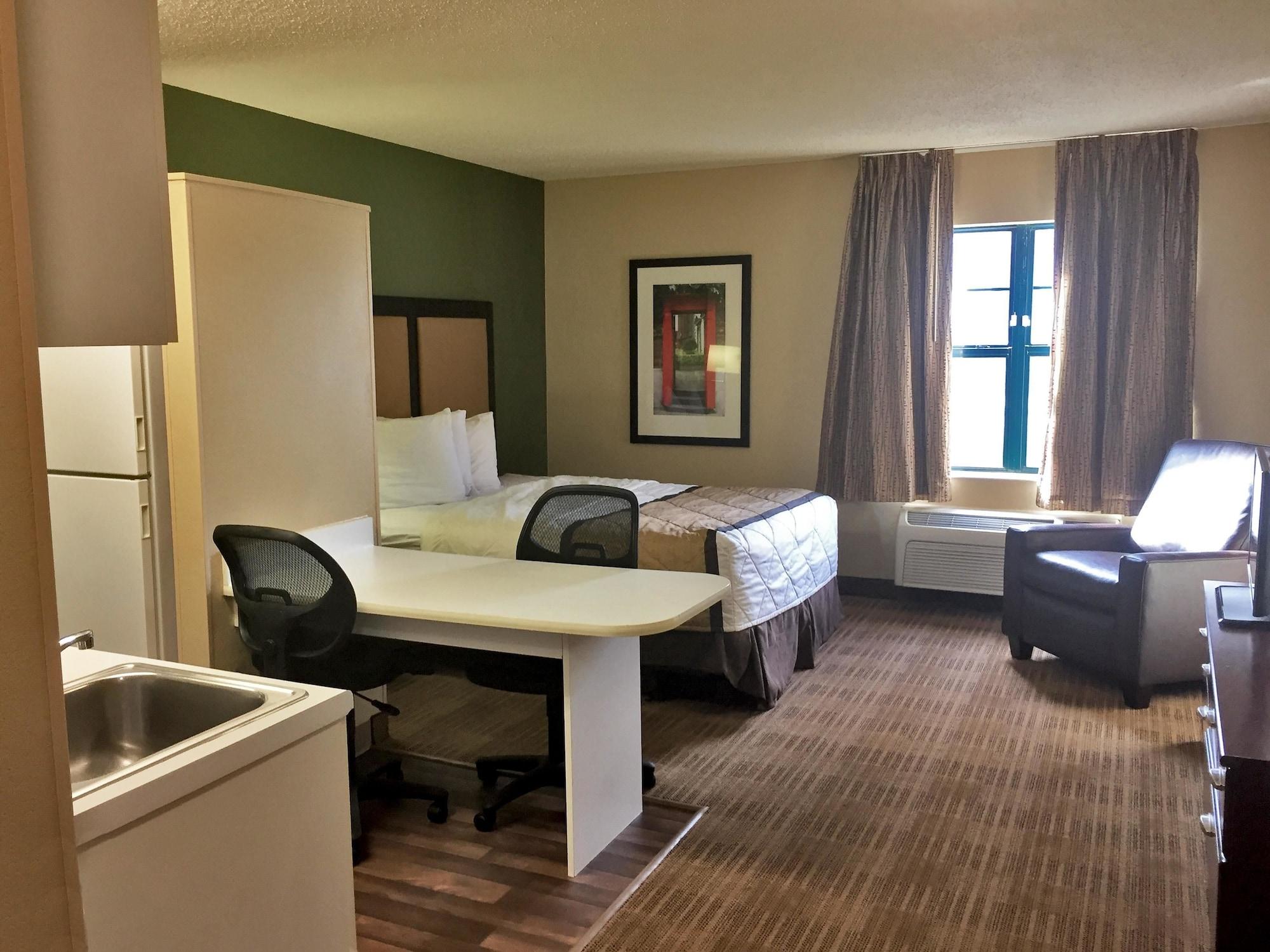 Extended Stay America Select Suites - Detroit - Novi - Haggerty Road Northville Exterior foto