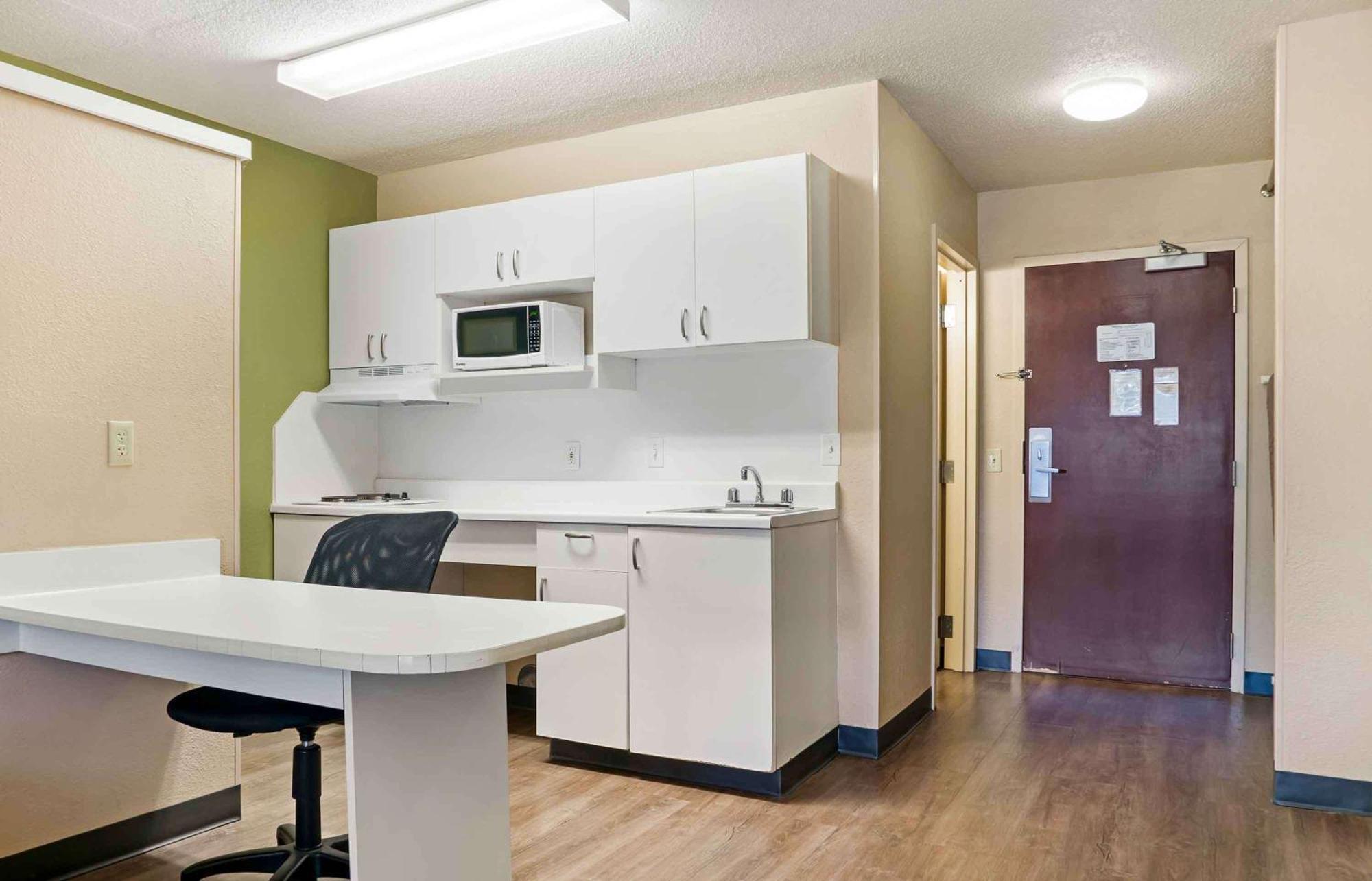 Extended Stay America Select Suites - Detroit - Novi - Haggerty Road Northville Exterior foto