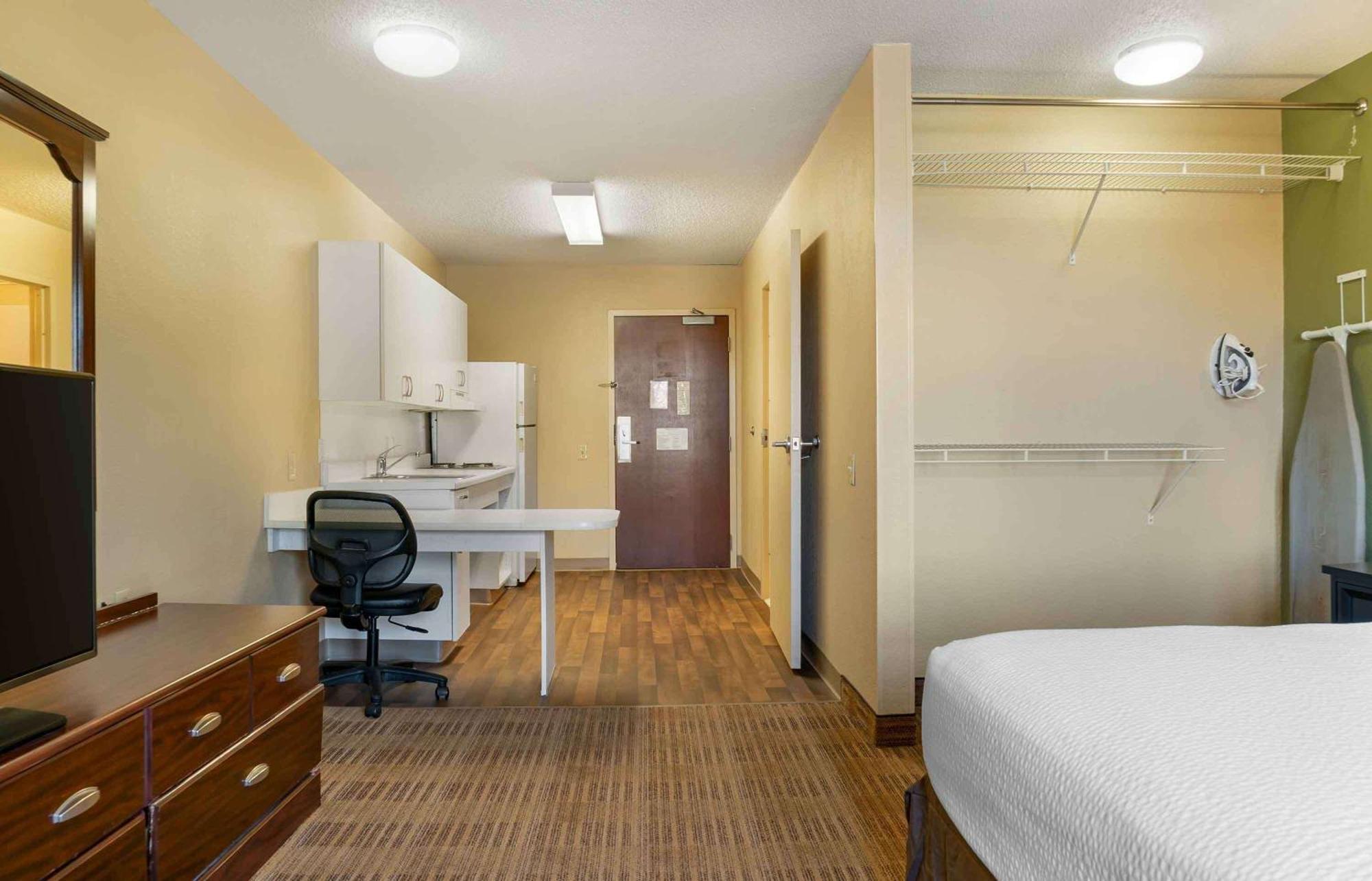 Extended Stay America Select Suites - Detroit - Novi - Haggerty Road Northville Exterior foto
